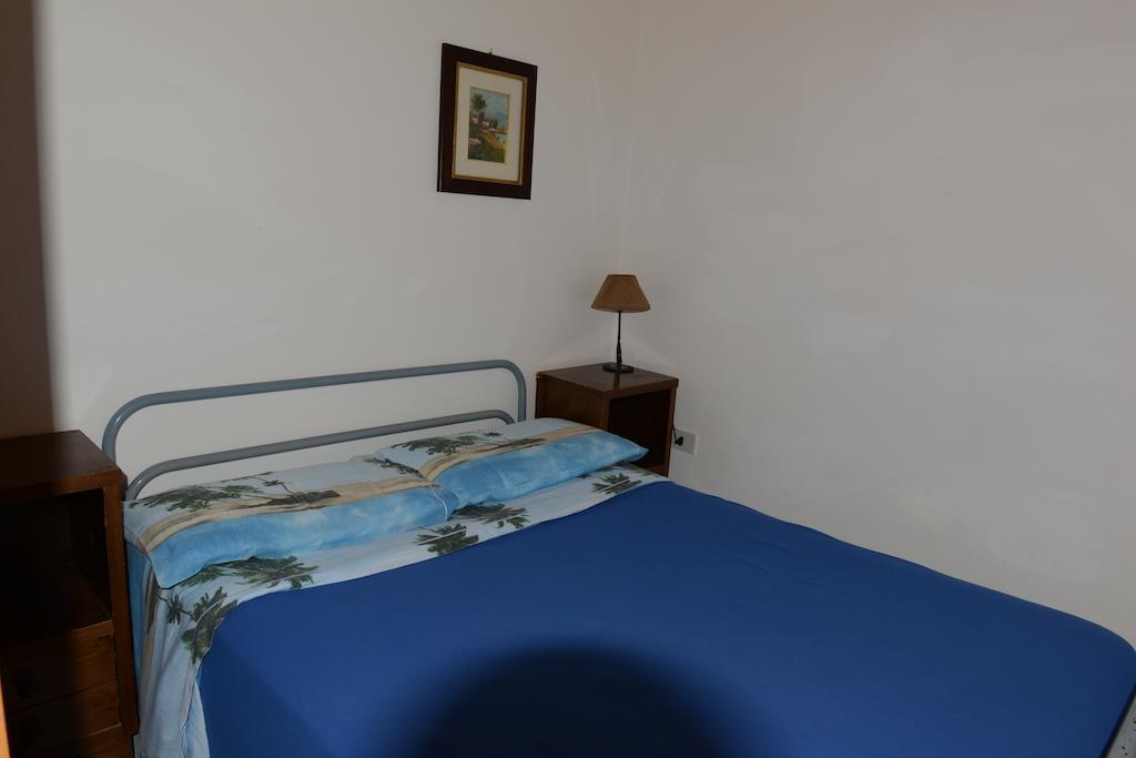 Villaggio La Pantera Rosa Scalea Bilik gambar